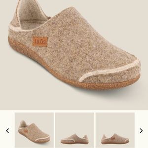 Womens Tao’s Convertawool Shoes (New in box, never been worn)